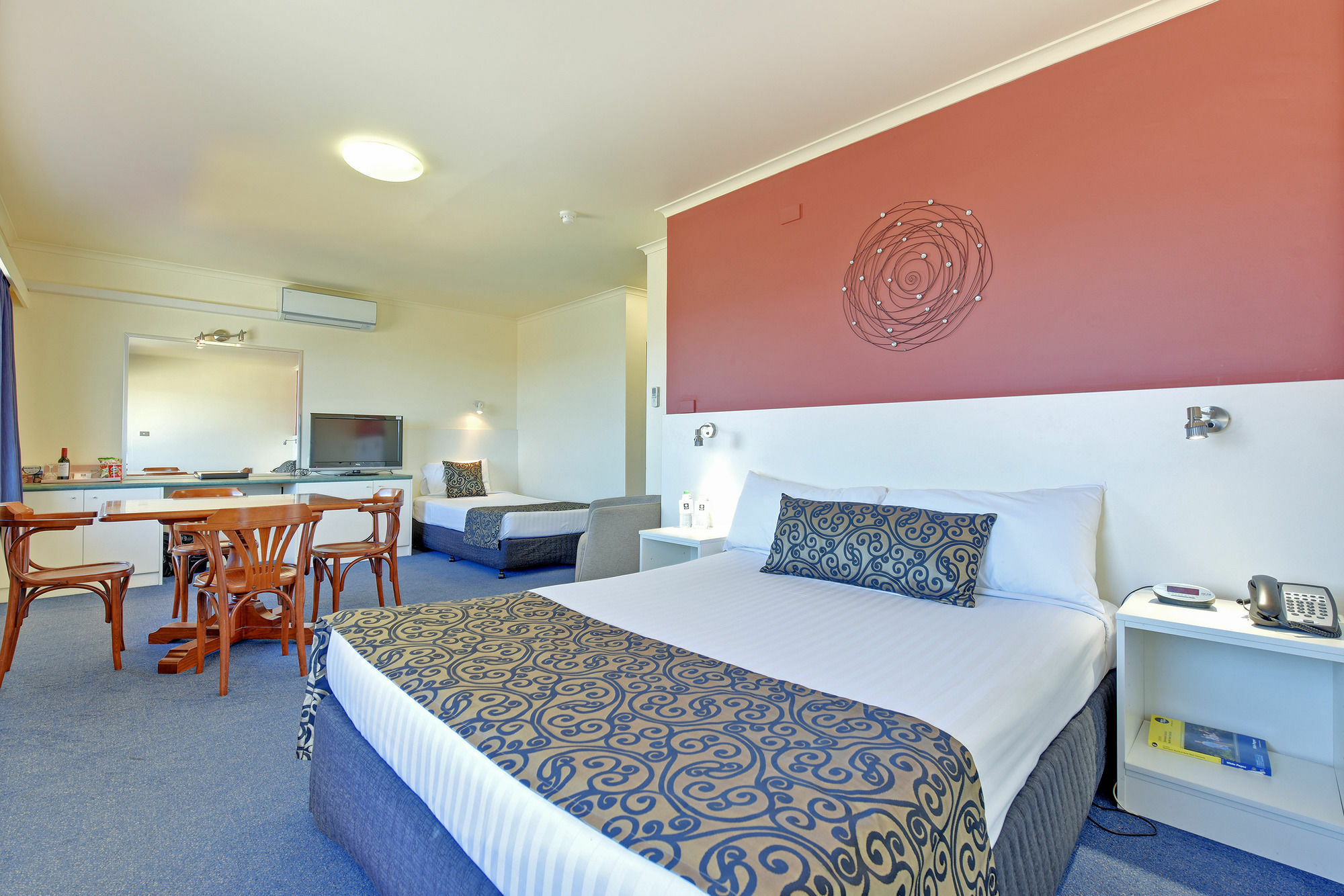 Burnie Central Townhouse Hotel Exterior photo