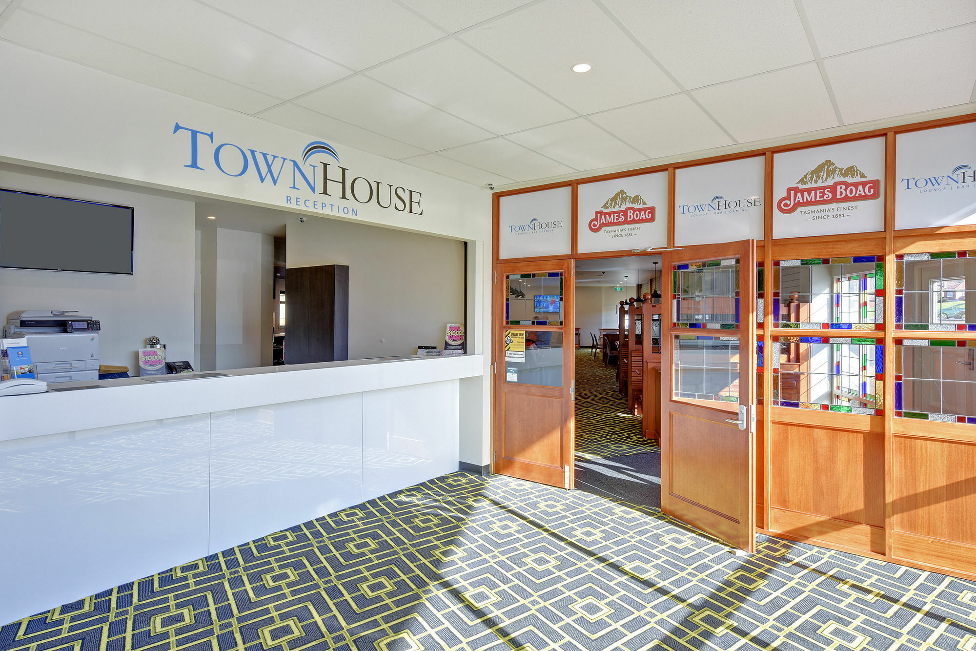 Burnie Central Townhouse Hotel Exterior photo